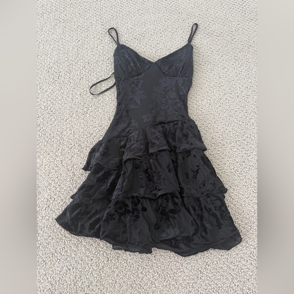 Windsor Black Floral Tiered Mini Dress